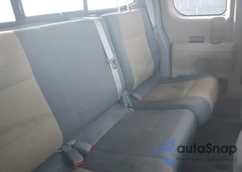 2004 Nissan Titan Se z USA, uszkodzony, nr VIN 1N6AA06A04N574640